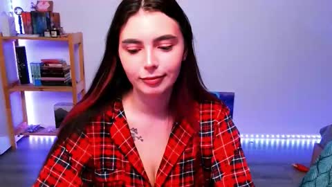 Snapshot of peachybabe__ chatting on 28, 9, 2025 Peachy online show from 28, 9, 2025