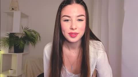 Snapshot of peachypoet chatting on 13, 9, 2025 Chloe online show from 13, 9, 2025