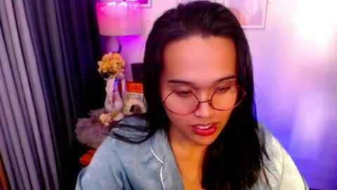 Snapshot of peakaboo_xx chatting on 23, 7, 2026 Angel Creamdensada online show from 23, 7, 2026
