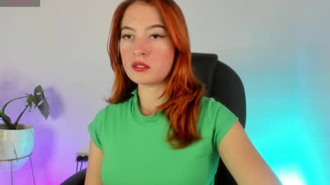 Snapshot of pear__moon chatting on 1, 6, 2026 LILLY online show from 1, 6, 2026