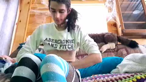 Pearl online show from 6, 12, 2024