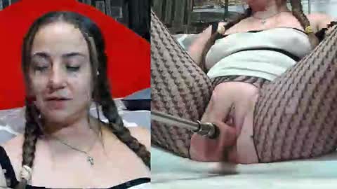 Snapshot of pearl_helen chatting on 2, 10, 2025 pearl_helen online show from 2, 10, 2025