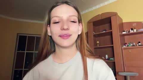 Snapshot of pearlinesilfies chatting on 15, 6, 2026 Zlata online show from 15, 6, 2026