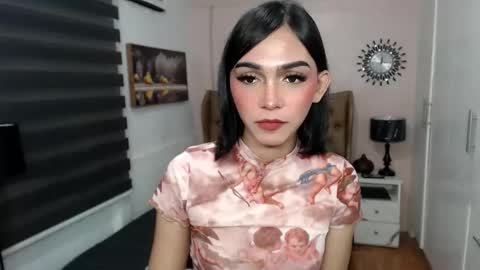 Pearl online show from 12, 9, 2025