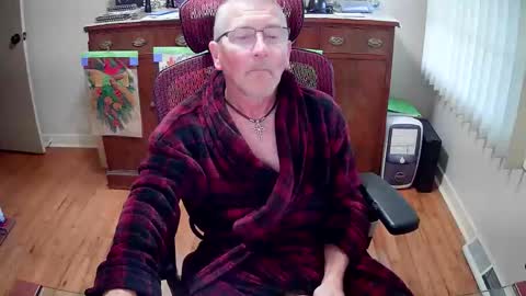 Snapshot of peepingmale chatting on 16, 11, 2025 peepingmale online show from 16, 11, 2025
