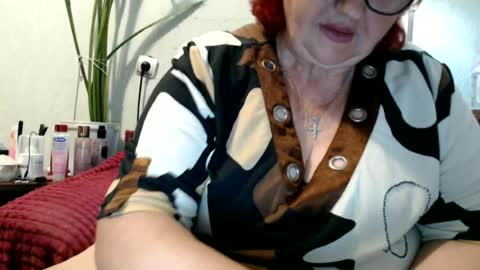 Snapshot of peggysoft chatting on 14, 6, 2026 PeggySoft online show from 14, 6, 2026