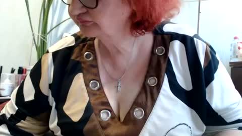 Snapshot of peggysoft chatting on 20, 6, 2026 PeggySoft online show from 20, 6, 2026