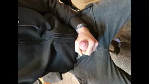 pelnutrauks online show from 27, 2, 2025