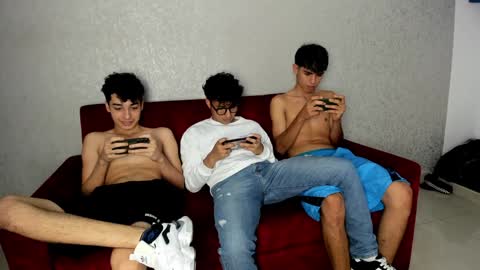 CAIN-19  ALLEN-18 RONALD-18 AUSTIN-18 MOD DANTE online show from 13, 1, 2025