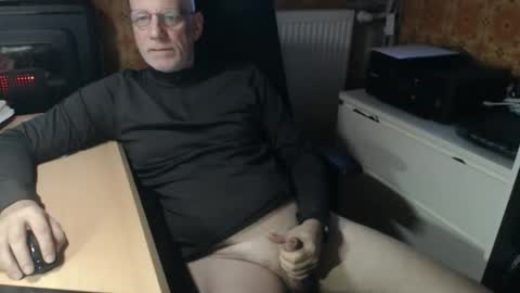 Pemue65 online show from 16, 12, 2025