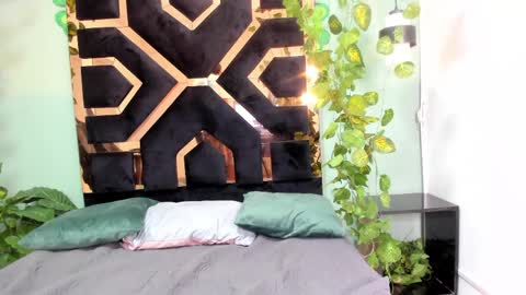 jazmin y kevin online show from 11, 4, 2026