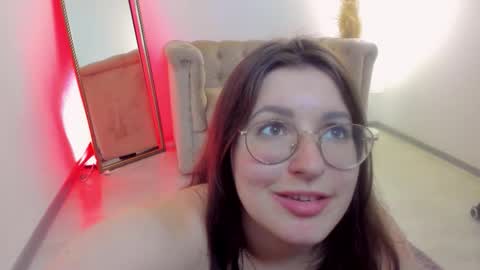 Hi  Im Peneloppa online show from 10, 9, 2025