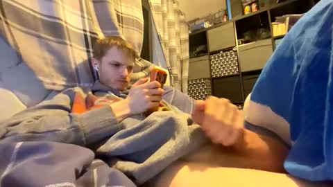 Penguin online show from 23, 11, 2025