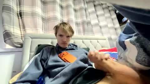 Penguin online show from 6, 3, 2026