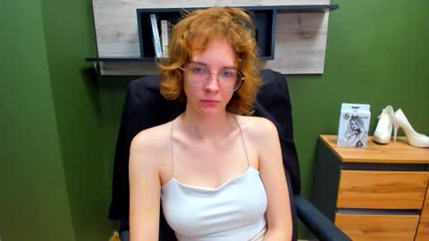 Snapshot of penny_lust chatting on 10, 9, 2025 Penny online show from 10, 9, 2025