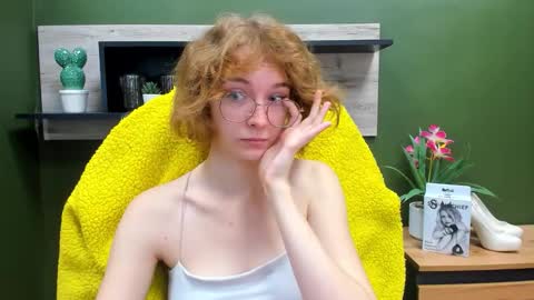 Snapshot of penny_lust chatting on 26, 9, 2025 Penny online show from 26, 9, 2025