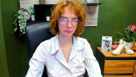 Snapshot of penny_lust chatting on 13, 10, 2025 Penny online show from 13, 10, 2025