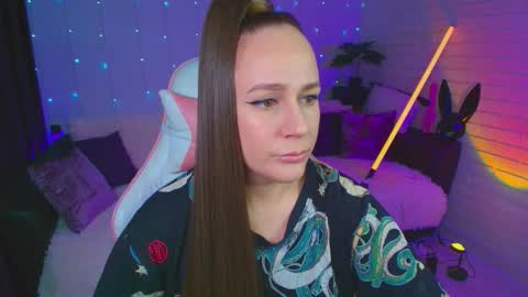 Dia  online show from 17, 10, 2025