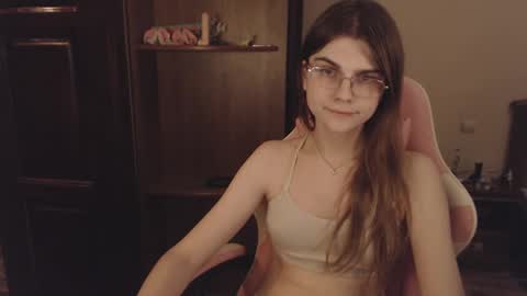 Farida online show from 9, 3, 2025