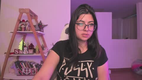 Snapshot of perfect__ana chatting on 7, 1, 2025 Sarah Ana Banana online show from 7, 1, 2025