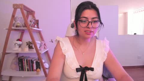 Snapshot of perfect__ana chatting on 22, 1, 2025 Sarah Ana Banana online show from 22, 1, 2025