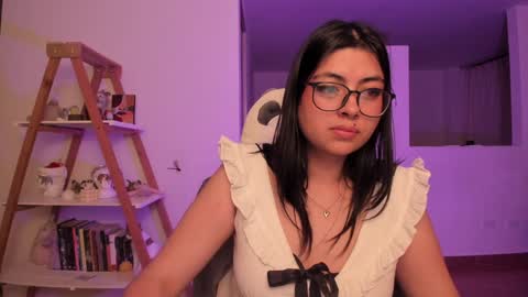 Snapshot of perfect__ana chatting on 4, 2, 2025 Sarah Ana Banana online show from 4, 2, 2025