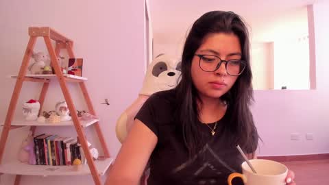 Snapshot of perfect__ana chatting on 7, 2, 2025 Sarah Ana Banana online show from 7, 2, 2025