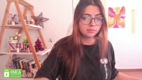 Snapshot of perfect__ana chatting on 27, 11, 2025 Sarah Ana Banana online show from 27, 11, 2025