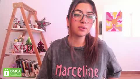 Snapshot of perfect__ana chatting on 4, 12, 2025 Sarah Ana Banana online show from 4, 12, 2025