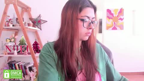 Sarah Ana Banana online show from 5, 12, 2025