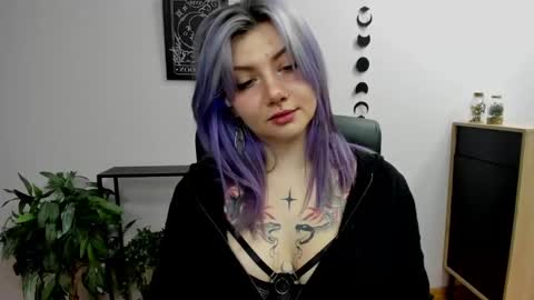 Gabbie online show from 3, 2, 2025