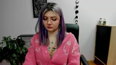 Gabbie online show from 6, 2, 2025