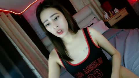 Snapshot of perfect_suckerqueen69 chatting on 23, 6, 2026 Sweet Gwen online show from 23, 6, 2026