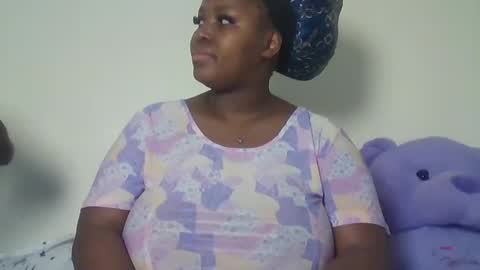 Snapshot of periwinkle200 chatting on 13, 7, 2026 wilia online show from 13, 7, 2026