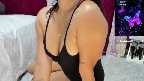 Perla Thompson online show from 15, 11, 2025