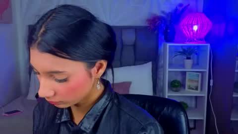 Snapshot of perlaa_moon_ chatting on 14, 7, 2026 PERLA online show from 14, 7, 2026