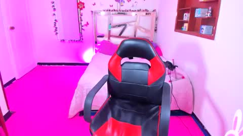 PERLA online show from 17, 4, 2026