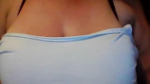 Snapshot of perlita070822 chatting on 9, 7, 2026 perlita070822 online show from 9, 7, 2026