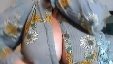 Snapshot of perlita070822 chatting on 2, 8, 2026 perlita070822 online show from 2, 8, 2026