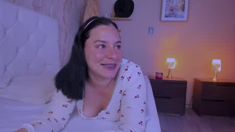 Marie online show from 4, 4, 2026