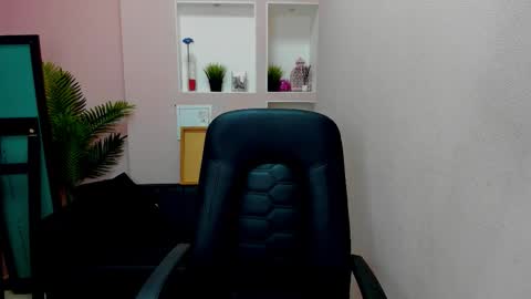 horror flying on the wings of the night.... online show from 27, 11, 2025