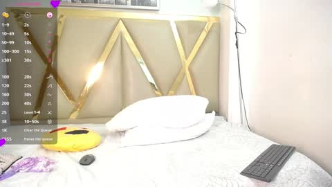 Snapshot of pervmilff chatting on 4, 2, 2025 pervmilff online show from 4, 2, 2025