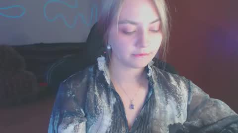 Snapshot of petalkiss chatting on 29, 9, 2025 petalkiss online show from 29, 9, 2025