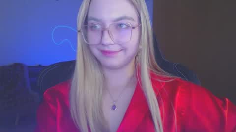 Snapshot of petalkiss chatting on 11, 10, 2025 petalkiss online show from 11, 10, 2025