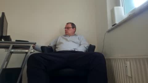 peter_03041976 online show from 27, 1, 2025