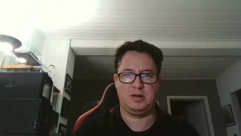 Snapshot of peter_s1275 chatting on 5, 1, 2025 Peter online show from 5, 1, 2025