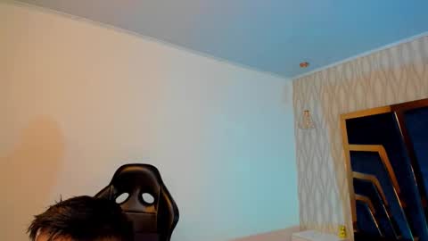 PETES EVANS new account online show from 30, 10, 2025