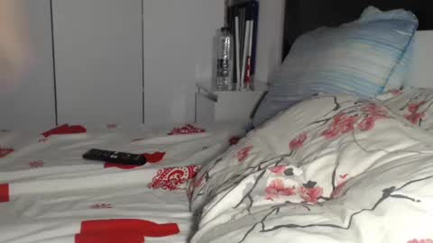 Snapshot of petite_danielle chatting on 27, 6, 2026 petite_danielle online show from 27, 6, 2026