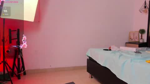 Snapshot of petite_esther chatting on 7, 12, 2024 Esther online show from 7, 12, 2024