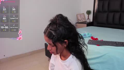 Snapshot of petite_esther chatting on 23, 12, 2024 Esther online show from 23, 12, 2024